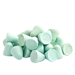 Наполнитель для галтовки        OTEC KМ-15 пластик пуля зеленая (для вязких металлов)